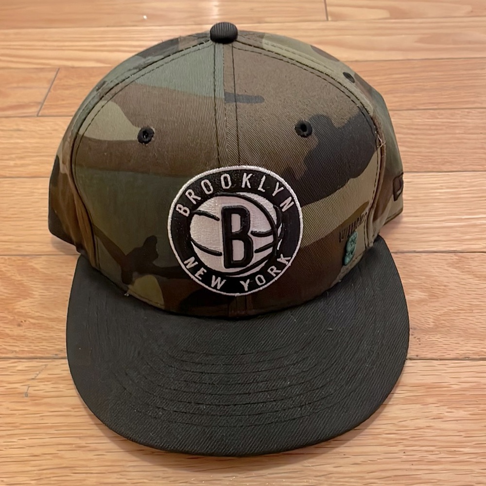 Mens Brooklyn Nets SnapBack Hat